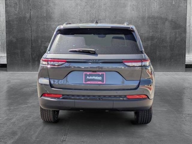 new 2025 Jeep Grand Cherokee car, priced at $45,725