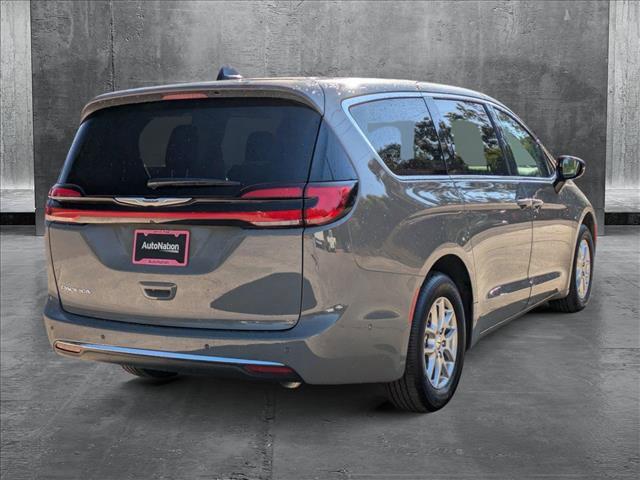 new 2024 Chrysler Pacifica car, priced at $41,190