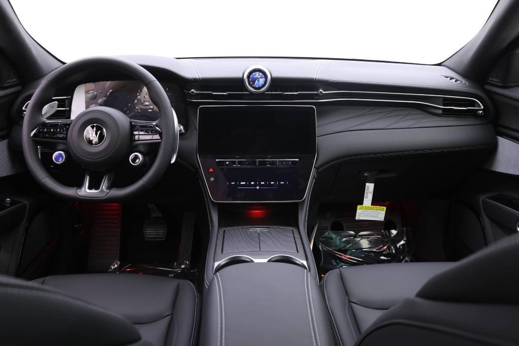 new 2025 Maserati Grecale car, priced at $82,035