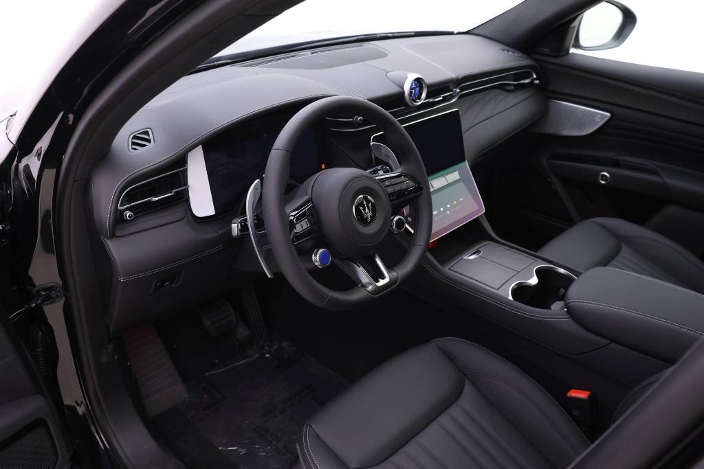 new 2025 Maserati Grecale car, priced at $82,035