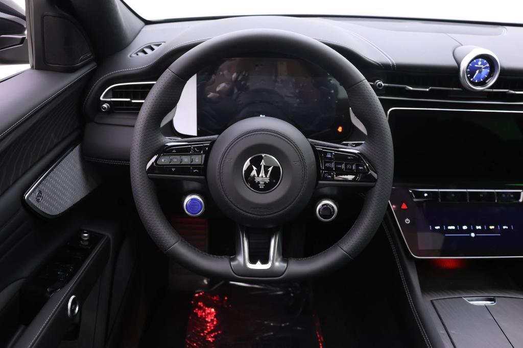 new 2025 Maserati Grecale car, priced at $82,035