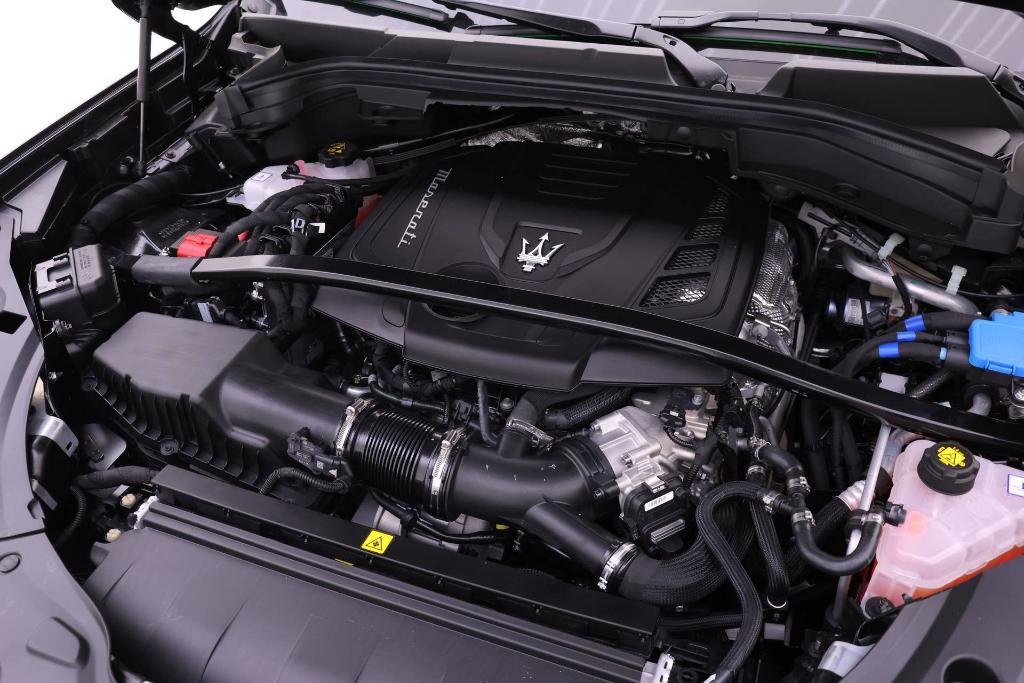 new 2025 Maserati Grecale car, priced at $82,035
