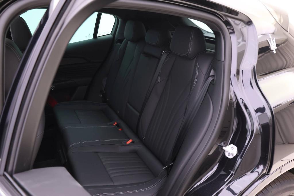 new 2025 Maserati Grecale car, priced at $82,035