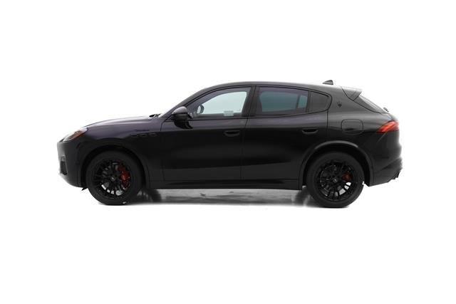 new 2025 Maserati Grecale car, priced at $82,395