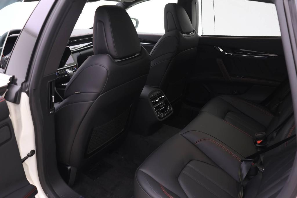 used 2024 Maserati Quattroporte car, priced at $87,990