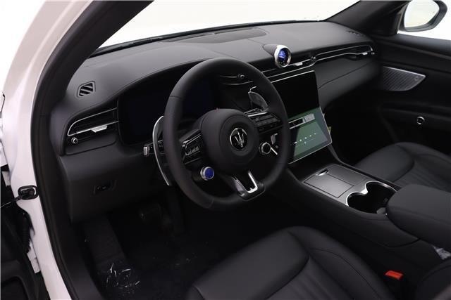 new 2024 Maserati Grecale car, priced at $65,095