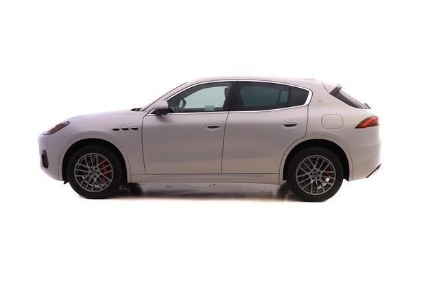 new 2024 Maserati Grecale car, priced at $59,995