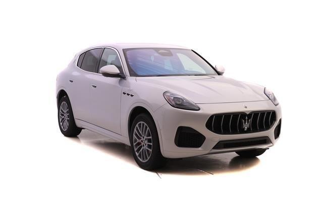 new 2024 Maserati Grecale car, priced at $59,995
