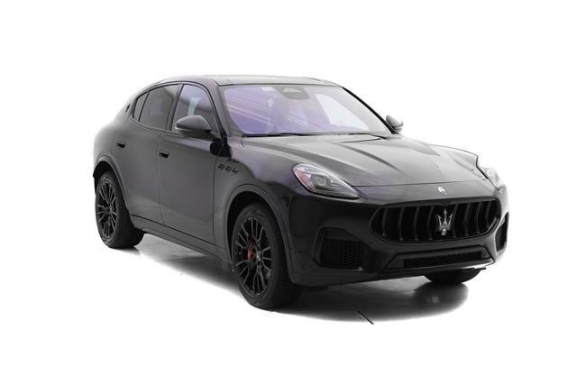 new 2025 Maserati Grecale car, priced at $82,395