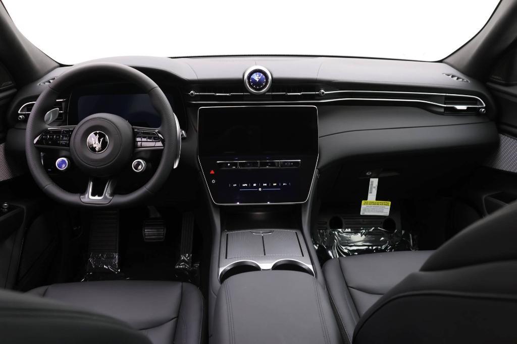 new 2024 Maserati Grecale car, priced at $59,195