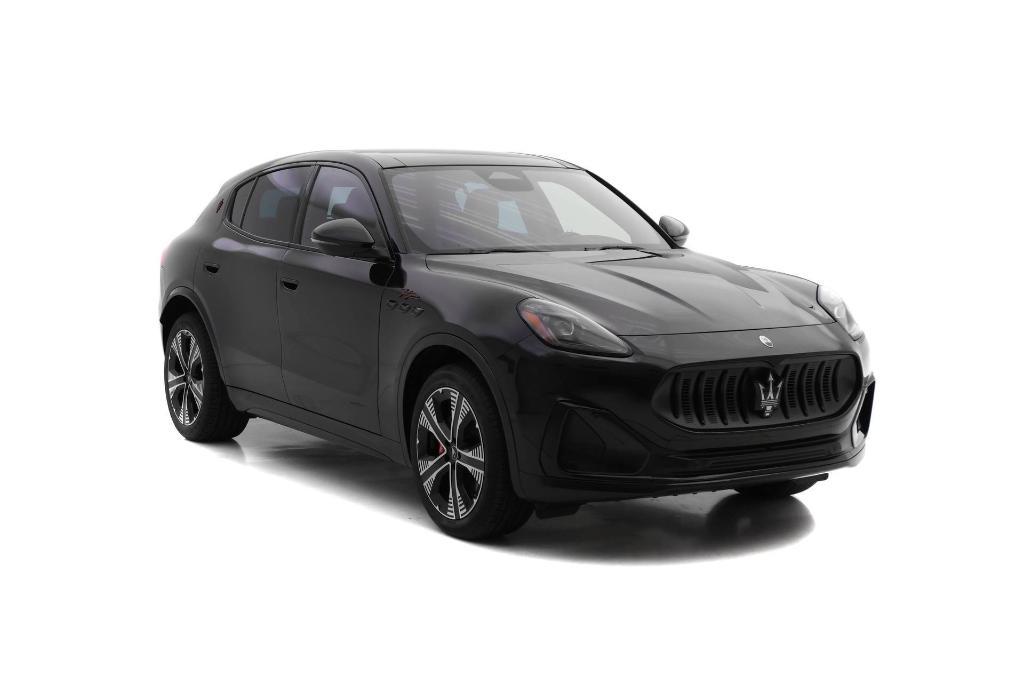 new 2025 Maserati Grecale Folgore car, priced at $82,395