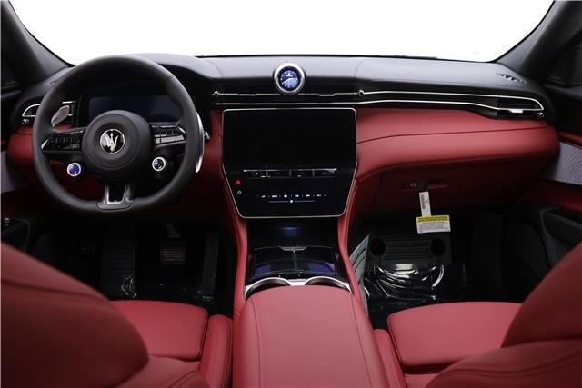 new 2025 Maserati Grecale Folgore car, priced at $107,895