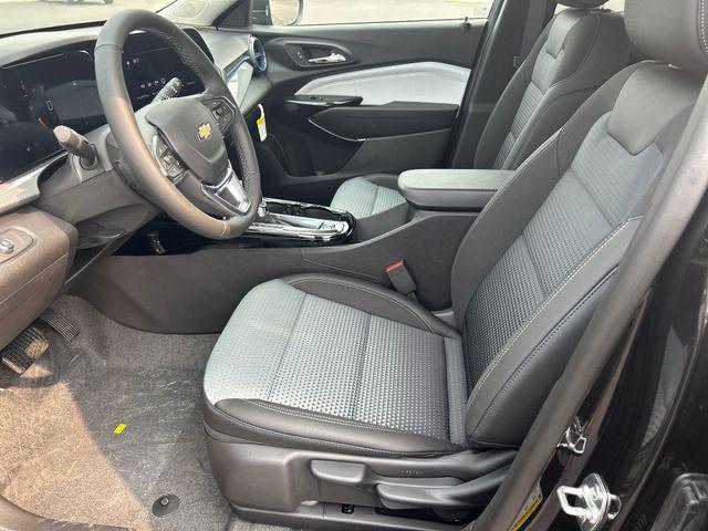 new 2025 Chevrolet Trax car, priced at $25,430
