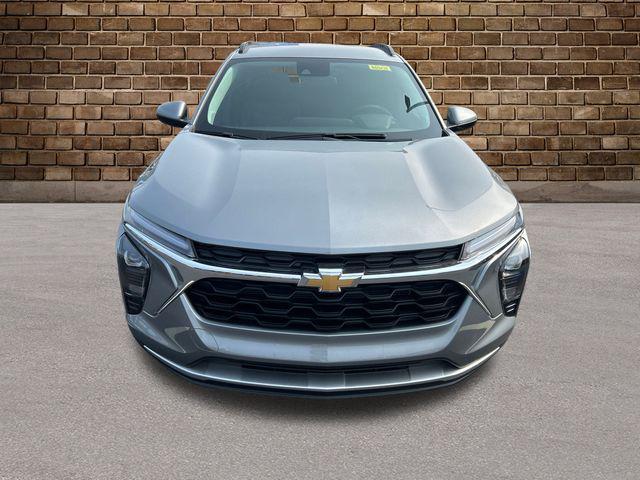 new 2025 Chevrolet Trax car, priced at $25,430