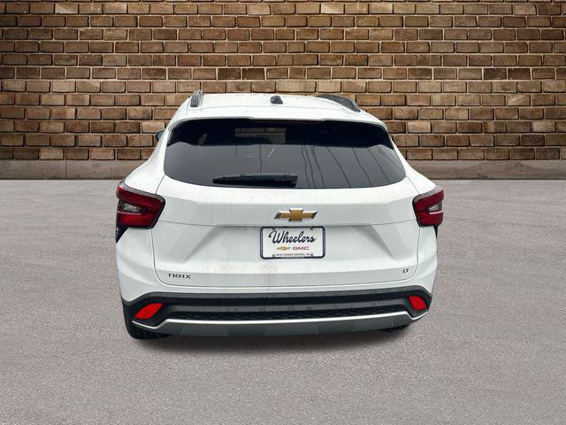 new 2025 Chevrolet Trax car, priced at $25,430