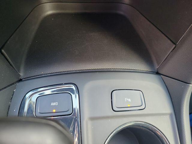 used 2023 Chevrolet Equinox car, priced at $23,622