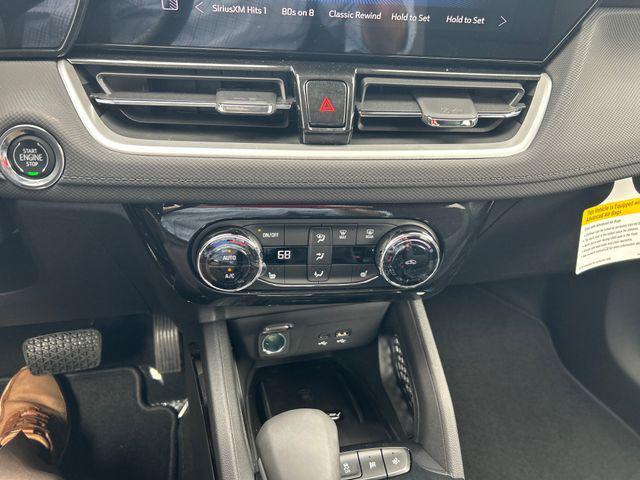 new 2025 Chevrolet TrailBlazer car, priced at $27,849