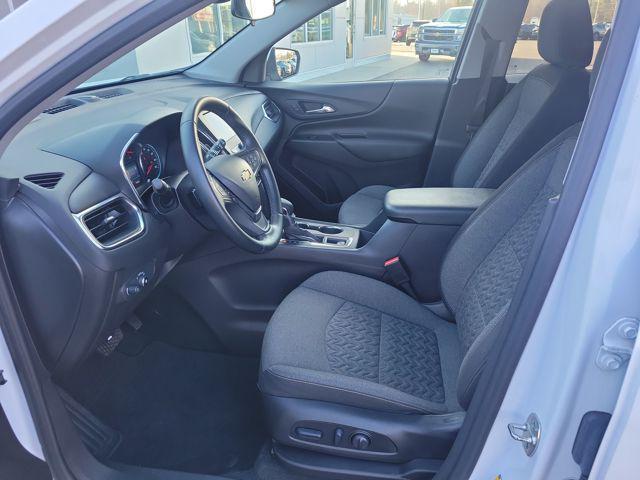 used 2024 Chevrolet Equinox car, priced at $22,983