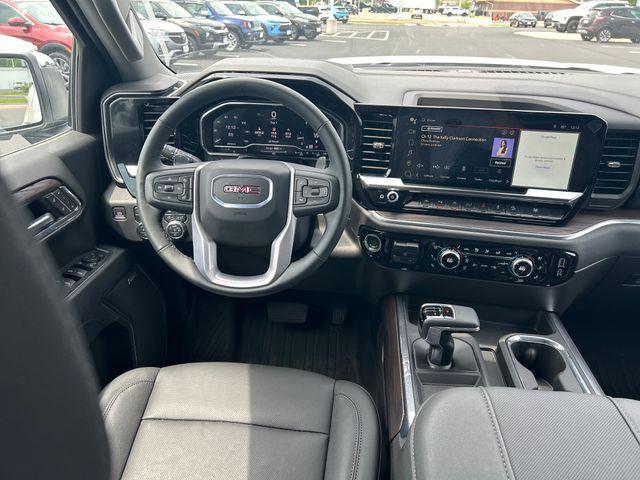 new 2025 GMC Sierra 1500 car, priced at $59,477