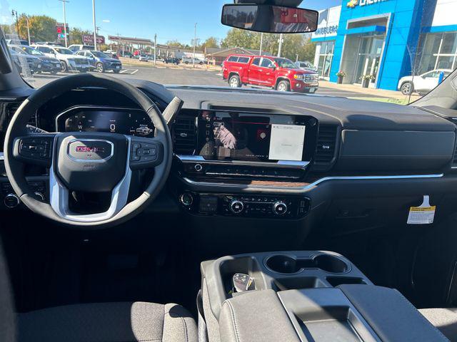 new 2026 GMC Sierra 1500 car, priced at $55,225