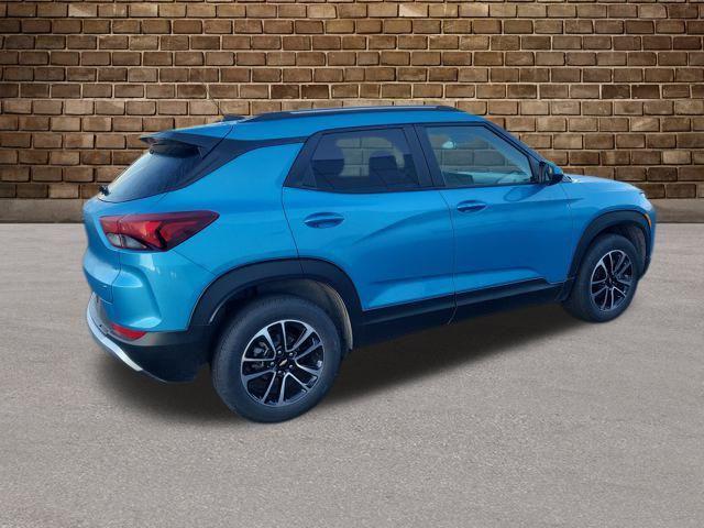used 2025 Chevrolet TrailBlazer car, priced at $22,940