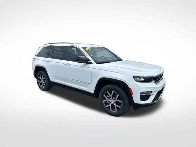 used 2024 Jeep Grand Cherokee car, priced at $39,630