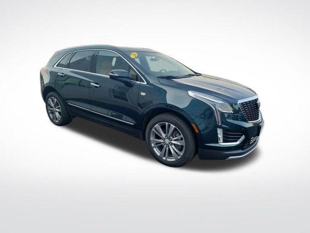 used 2024 Cadillac XT5 car, priced at $46,123