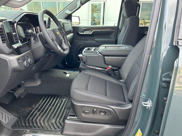 new 2025 Chevrolet Silverado 1500 car, priced at $51,205