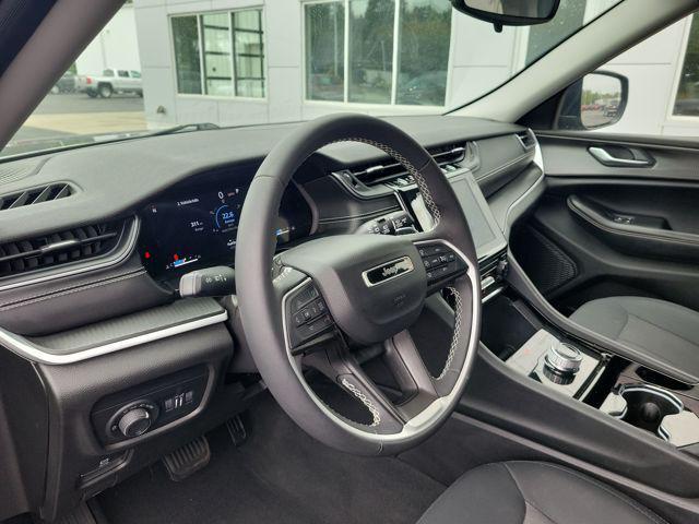 used 2023 Jeep Grand Cherokee car, priced at $26,889