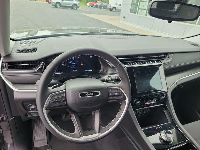 used 2023 Jeep Grand Cherokee car, priced at $26,889