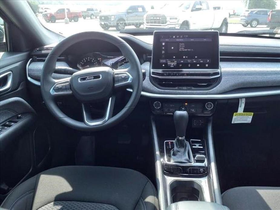 new 2024 Jeep Compass car, priced at $25,399