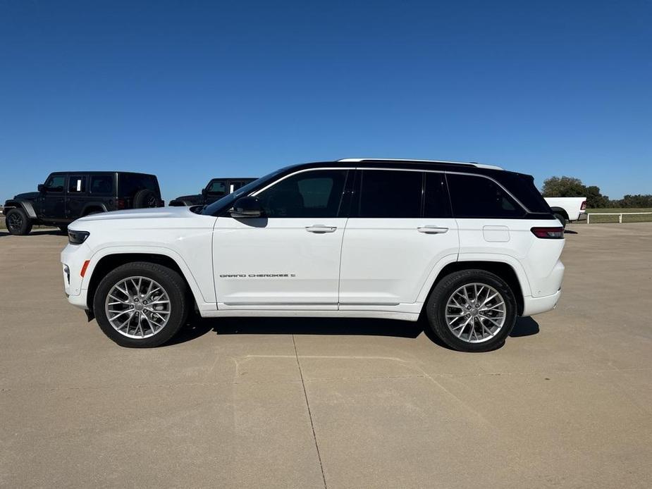 used 2023 Jeep Grand Cherokee car, priced at $45,995