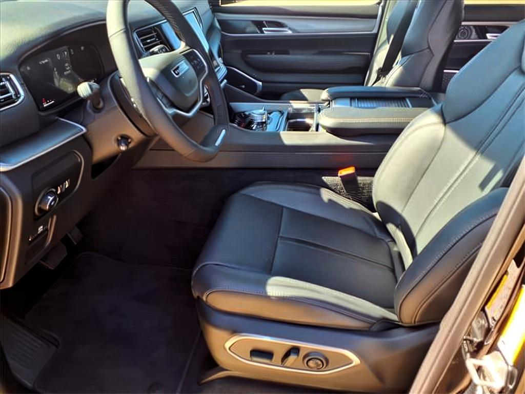 new 2025 Jeep Wagoneer car, priced at $67,438