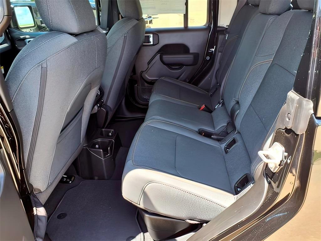 new 2025 Jeep Gladiator car, priced at $42,499