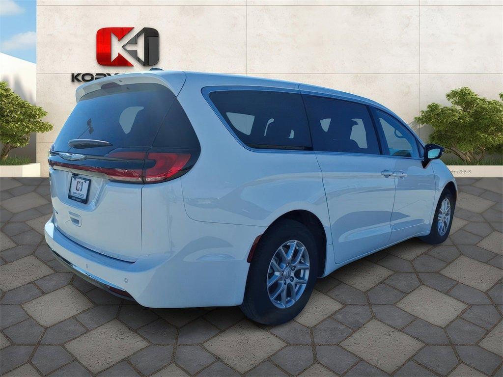 new 2026 Chrysler Pacifica car, priced at $43,500