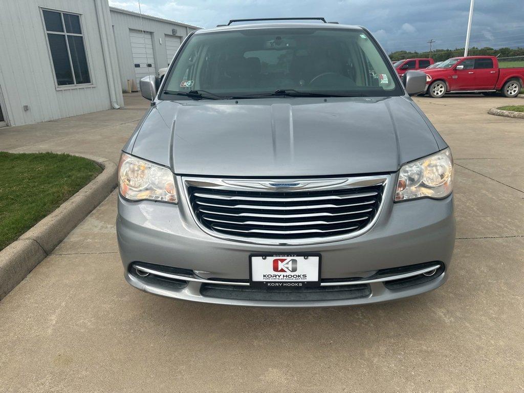 used 2014 Chrysler Town & Country car, priced at $5,650