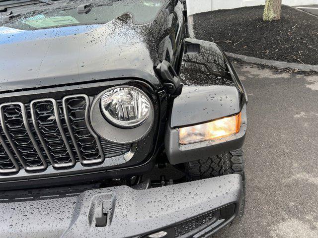 new 2025 Jeep Gladiator car, priced at $41,735