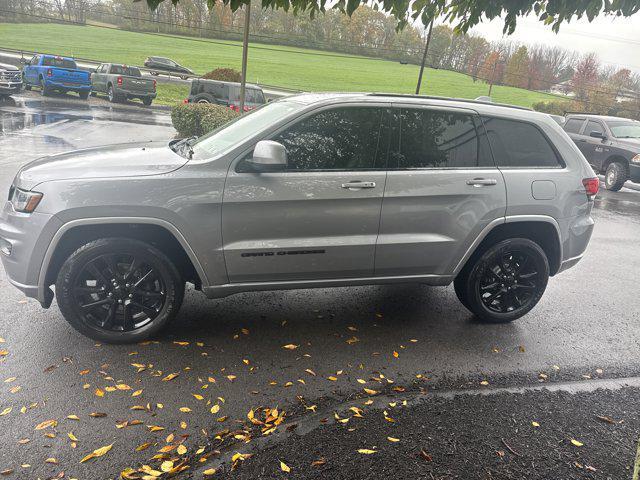 used 2019 Jeep Grand Cherokee car, priced at $15,500