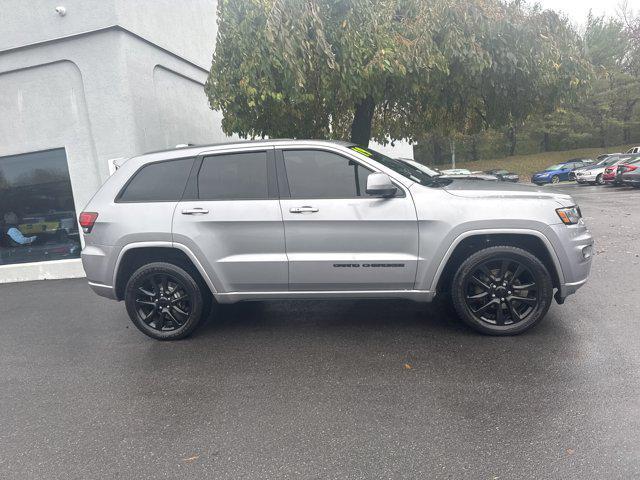 used 2019 Jeep Grand Cherokee car, priced at $15,500