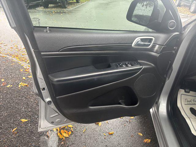used 2019 Jeep Grand Cherokee car, priced at $15,500