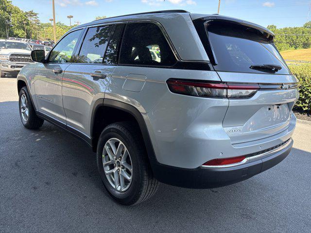 new 2025 Jeep Grand Cherokee car, priced at $40,670