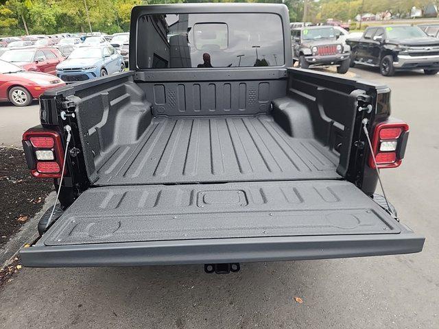 new 2024 Jeep Gladiator car, priced at $58,620