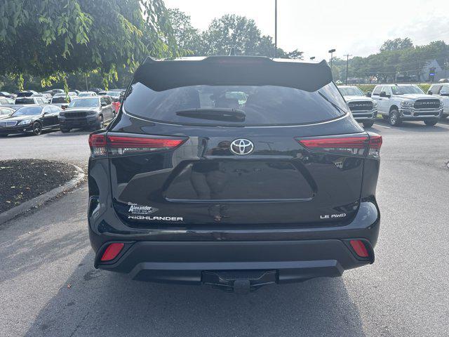 used 2022 Toyota Highlander car, priced at $31,000