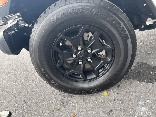 used 2022 Jeep Gladiator car, priced at $35,500
