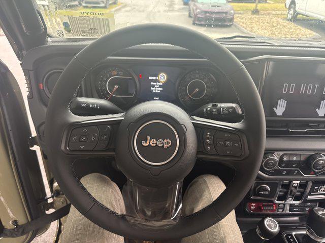 new 2025 Jeep Wrangler car, priced at $69,590