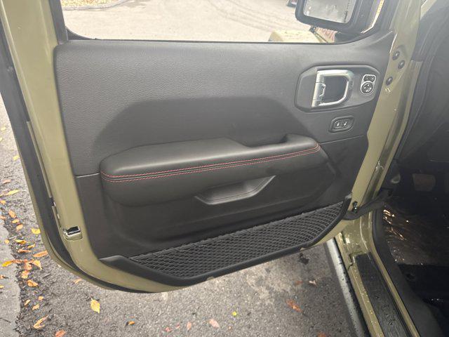 new 2025 Jeep Wrangler car, priced at $69,590