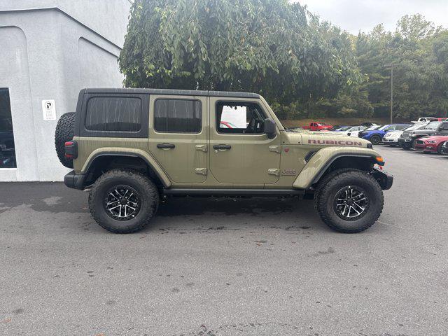 new 2025 Jeep Wrangler car, priced at $69,590