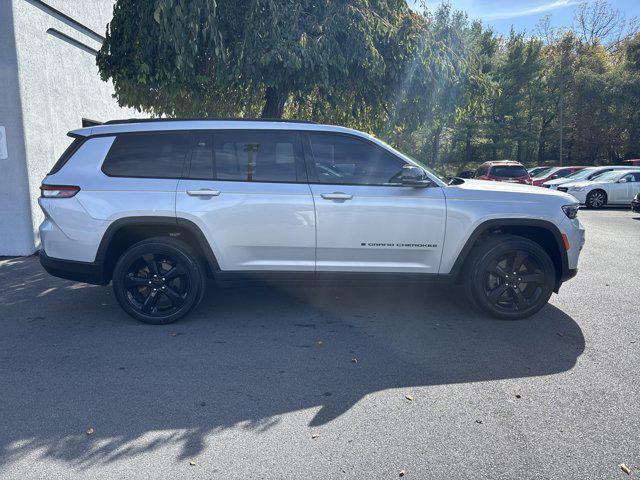 used 2023 Jeep Grand Cherokee L car