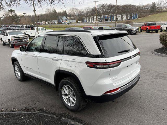 new 2025 Jeep Grand Cherokee car, priced at $39,870