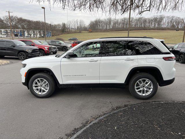 new 2025 Jeep Grand Cherokee car, priced at $39,870